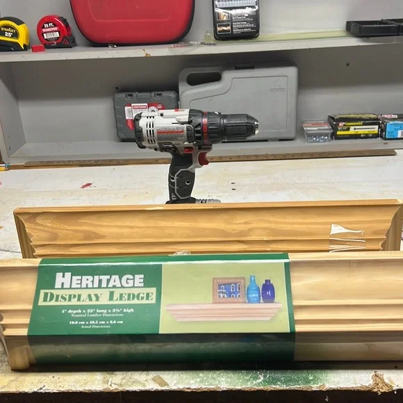 Heritage Display Ledge - Picture 1 of 4